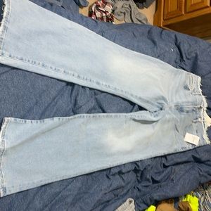 Good American Good Classic Bootcut jean. New with tags. Size 32/14.